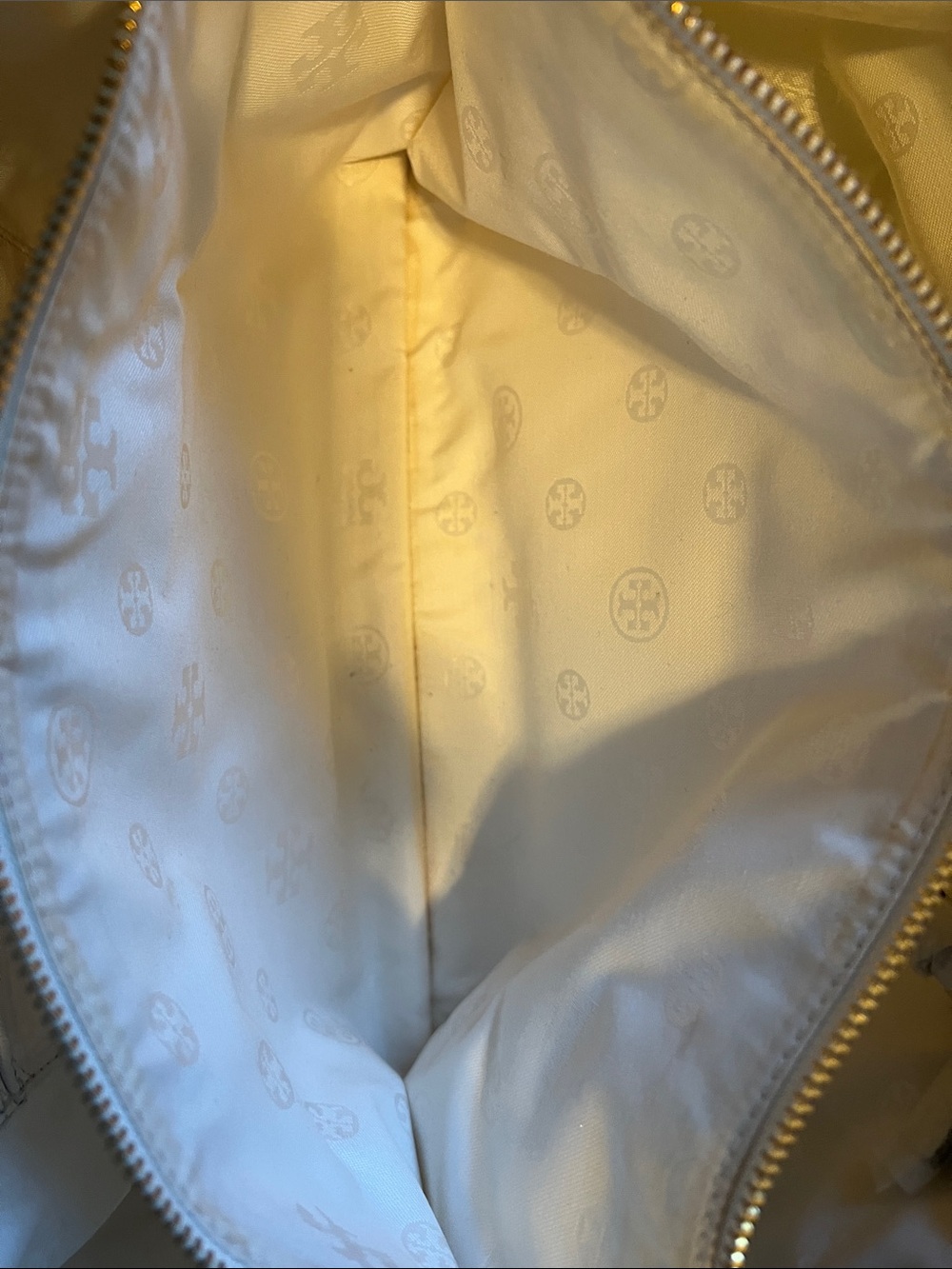 Tory Burch White PebbledShoulder Tote with With wallet Bombe T. Rare - Picture 3 of 10